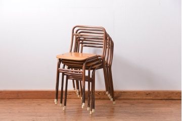 ヴィンテージ家具　昭和レトロ 1960年代 使い込まれたビンテージアイアンチェア 5脚セット(イス、椅子)