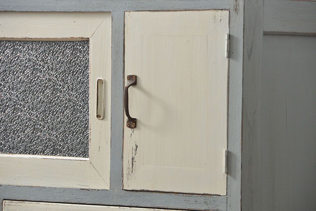 アンティーク家具　アンティークペイント かわいいダイヤガラスチェスト(たんす、タンス、ドロワー)