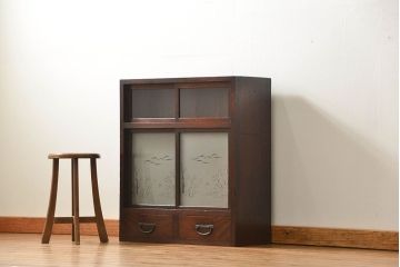 アンティーク家具　古民具・骨董 古木の小振りな茶箪笥(収納棚)