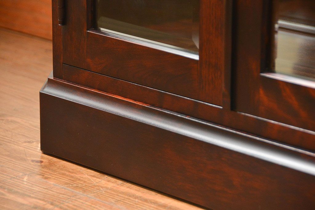 中古　北海道神居民芸高級サイドボード定価約34万円(サイドキャビネット、ガラスケース、収納棚)