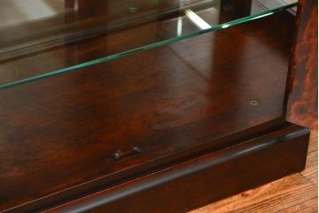 中古　北海道神居民芸高級サイドボード定価約34万円(サイドキャビネット、ガラスケース、収納棚)