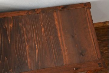 アンティーク家具　古民具・骨董 格子引き戸二段重ね茶箪笥(水屋箪笥、収納棚)