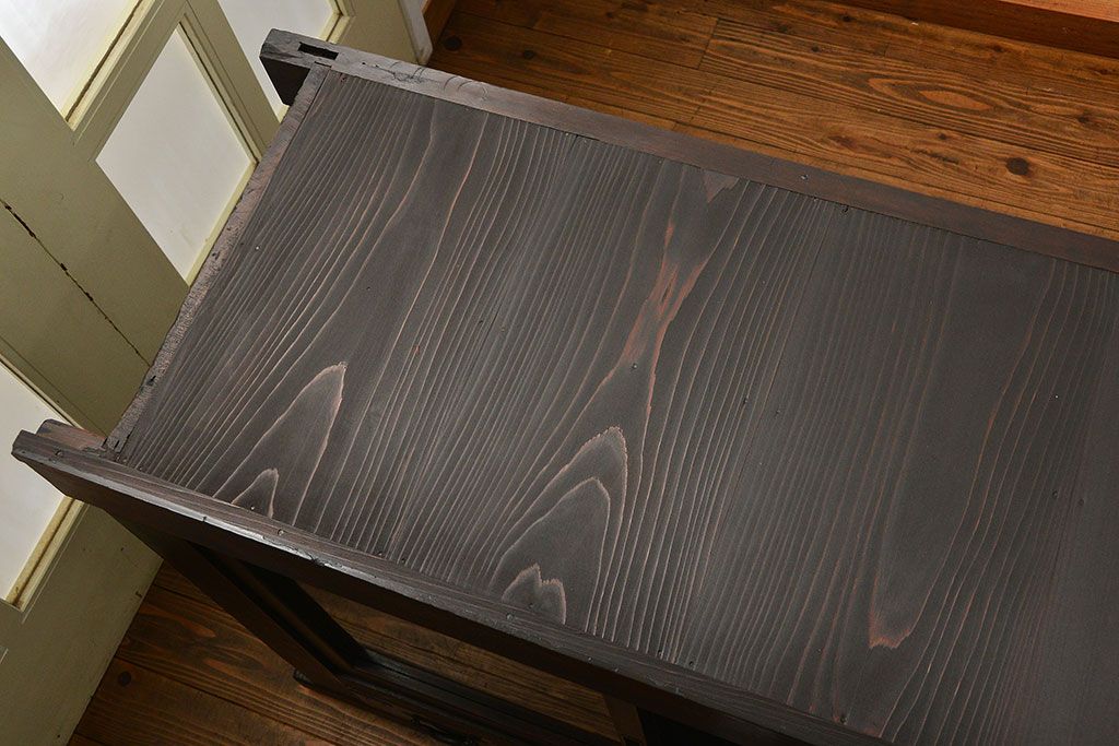 アンティーク家具　古民具・骨董 希少なデザインの関西収納箪笥(水屋箪笥、食器棚、収納棚)