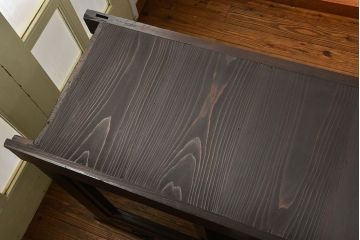 アンティーク家具　古民具・骨董 希少なデザインの関西収納箪笥(水屋箪笥、食器棚、収納棚)