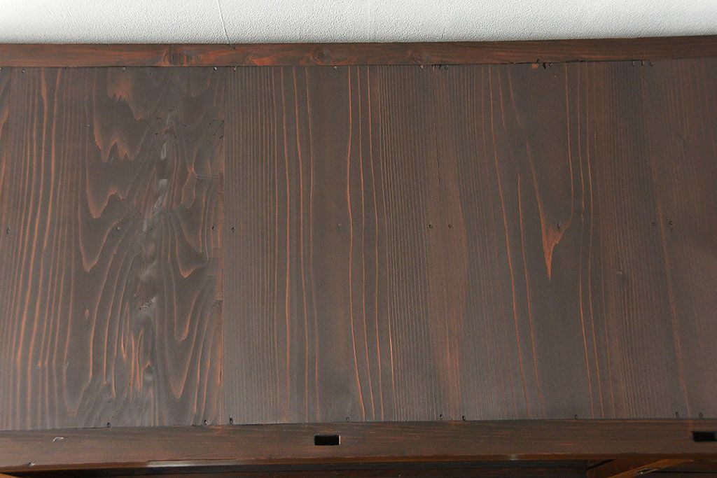 アンティーク家具　古民具・骨董 希少なデザインの関西収納箪笥(水屋箪笥、食器棚、収納棚)