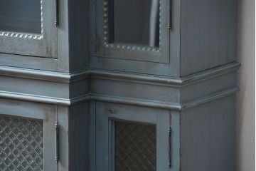 アンティーク家具　アンティークペイント仕上げ日本製古い洋館の上質なキャビネット(カップボード、飾り棚、食器棚)