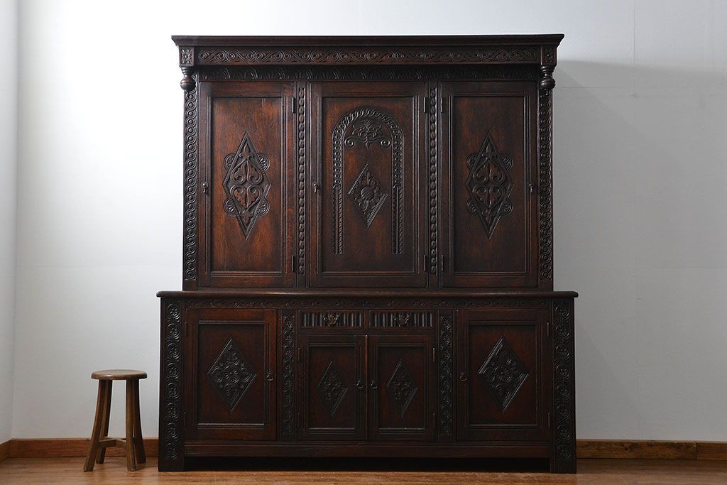 アンティーク家具　アンティーク ペザントアート 木工作家 林二郎作　キャビネット(カップボード)　