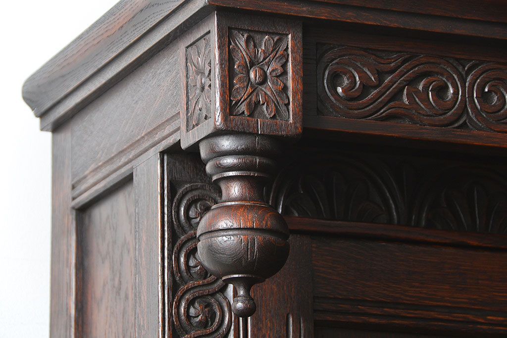 アンティーク家具　アンティーク ペザントアート 木工作家 林二郎作　キャビネット(カップボード)　