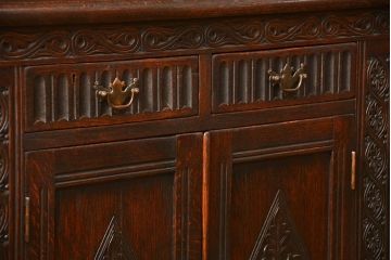 アンティーク家具　アンティーク ペザントアート 木工作家 林二郎作　キャビネット(カップボード)　