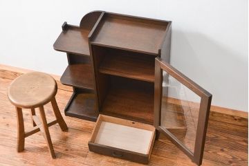 レトロ家具　昭和レトロ 珍しいデザインの変わり型 本箱(収納棚、本棚、飾り棚)