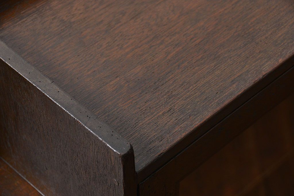 レトロ家具　昭和レトロ 珍しいデザインの変わり型 本箱(収納棚、本棚、飾り棚)