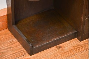 レトロ家具　昭和レトロ 珍しいデザインの変わり型 本箱(収納棚、本棚、飾り棚)