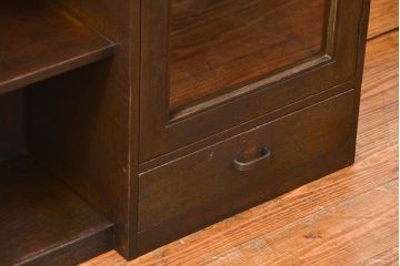 レトロ家具　昭和レトロ 珍しいデザインの変わり型 本箱(収納棚、本棚、飾り棚)