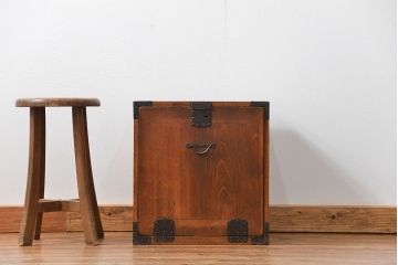 アンティーク家具　古民具・骨董 けんどん扉付きの小さな金庫箪笥(小引き出し、薬箪笥)