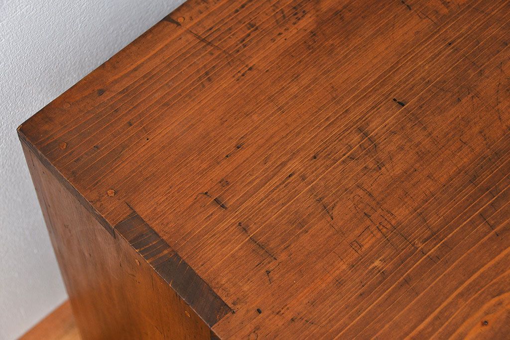 アンティーク家具　古民具・骨董 けんどん扉付きの小さな金庫箪笥(小引き出し、薬箪笥)