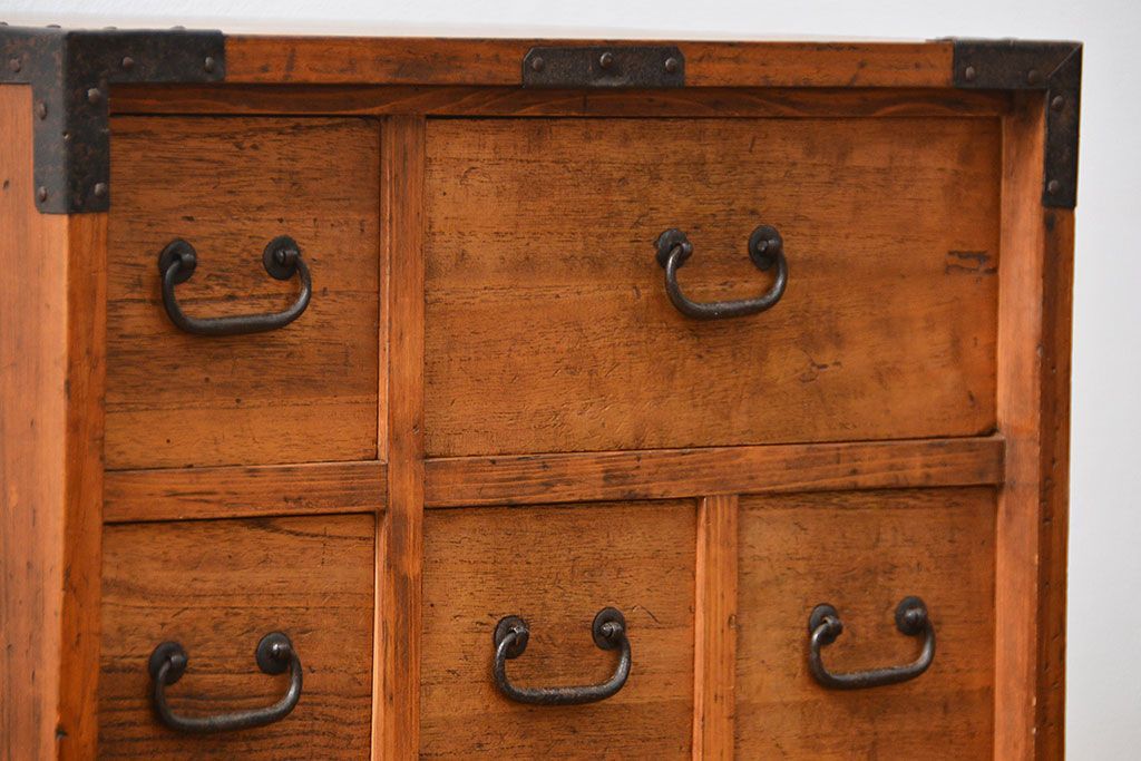 アンティーク家具　古民具・骨董 けんどん扉付きの小さな金庫箪笥(小引き出し、薬箪笥)