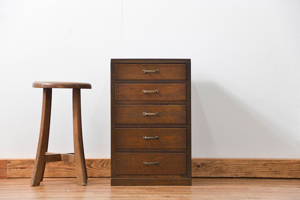 レトロ家具　アンティーク レトロなデザインの五段小引き出し