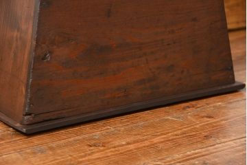 アンティーク レトロな古い木の踏み台(ステップ)