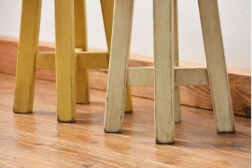 アンティーク家具　アンティークペイントの小供用スツール2脚セット(花台)(イス、椅子)