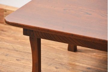 アンティーク家具　アンティーク 古い栓材の角型ちゃぶ台(1)(テーブル、机)