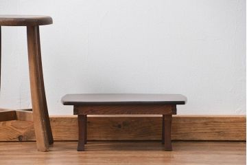 アンティーク家具　アンティーク 古い栓材の小さな変わり型ちゃぶ台(テーブル、机)