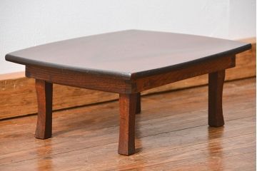 アンティーク家具　アンティーク 古い栓材の小さな変わり型ちゃぶ台(テーブル、机)