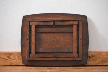 アンティーク家具　アンティーク 古い栓材の小さな変わり型ちゃぶ台(テーブル、机)