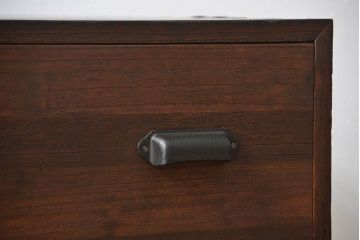 アンティーク家具　アンティーク 古い木のシンプルな脚付きローチェスト(2)(ローボード)