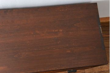 レトロ家具　昭和レトロ 古い木のシンプルな脚付きローボード(収納棚)