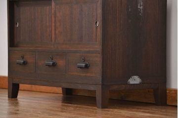 レトロ家具　昭和レトロ 古い木のシンプルな脚付きローボード(収納棚)