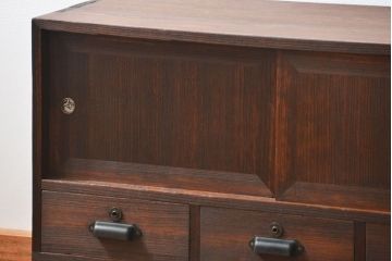 レトロ家具　昭和レトロ 古い木のシンプルな脚付きローボード(収納棚)