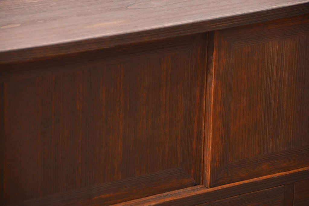 レトロ家具　昭和レトロ 古い木のシンプルな脚付きローボード(収納棚)