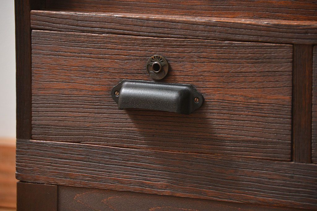 レトロ家具　昭和レトロ 古い木のシンプルな脚付きローボード(収納棚)