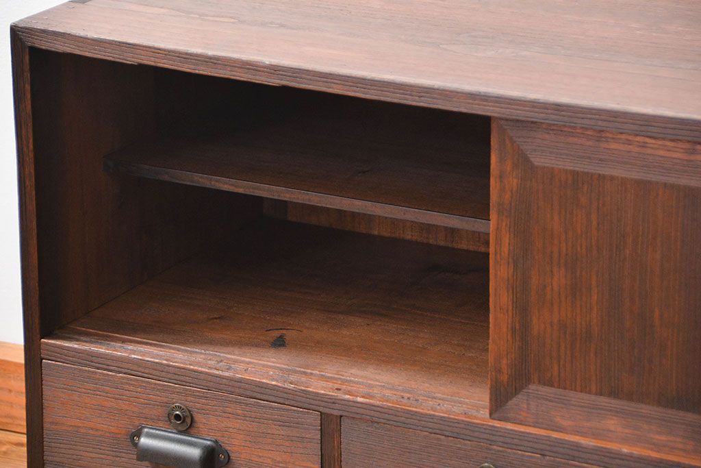 レトロ家具　昭和レトロ 古い木のシンプルな脚付きローボード(収納棚)