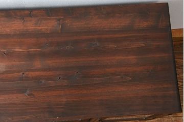 アンティーク家具　アンティーク　銀モールガラスの脚付きローボード(収納棚、TVボード)