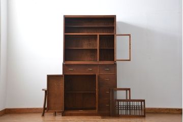 レトロ家具　アンティーク レトロなデザインの作業台付き二段重ね食器棚(カップボード、収納棚)