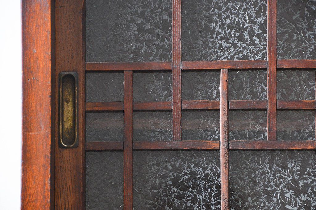 レトロ家具　アンティーク レトロなデザインの作業台付き二段重ね食器棚(カップボード、収納棚)