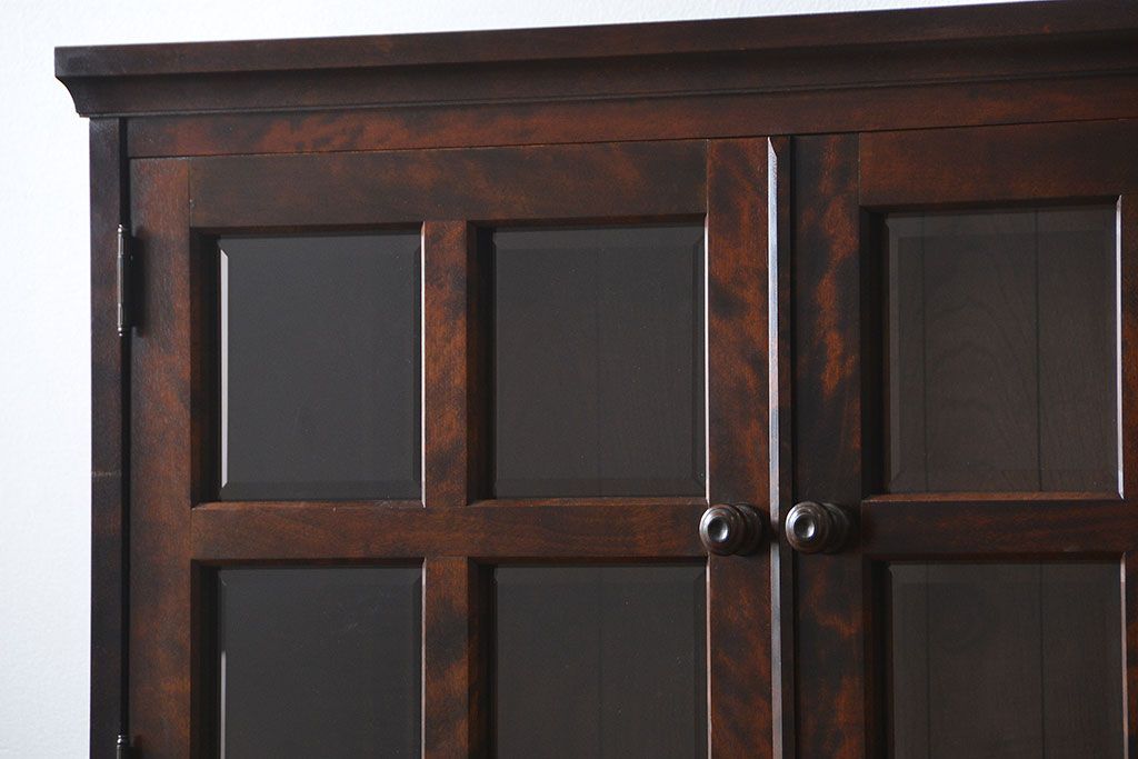 中古　北海道民芸家具　二段重ね食器棚(定価約35万円)(キッチンキャビネット、カップボード)