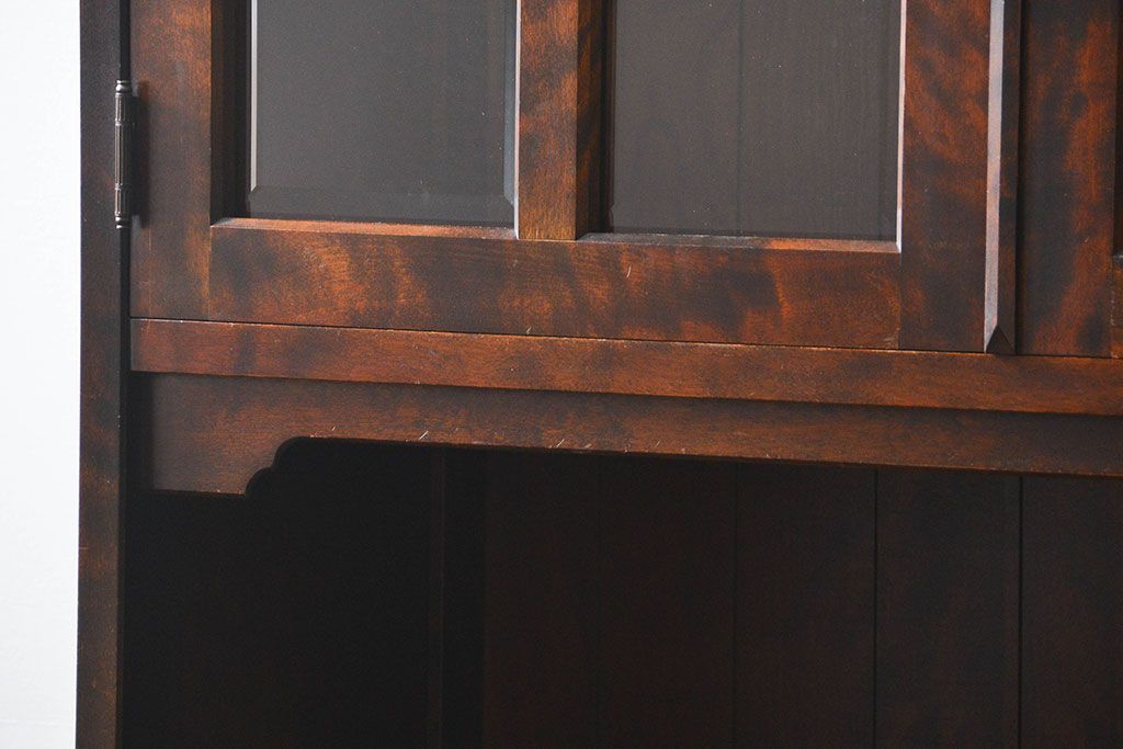 中古　北海道民芸家具　二段重ね食器棚(定価約35万円)(キッチンキャビネット、カップボード)