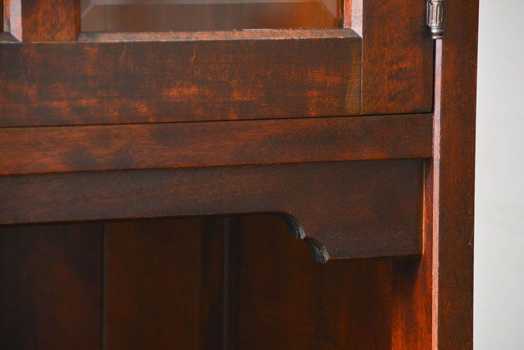 中古　北海道民芸家具　二段重ね食器棚(定価約35万円)(キッチンキャビネット、カップボード)