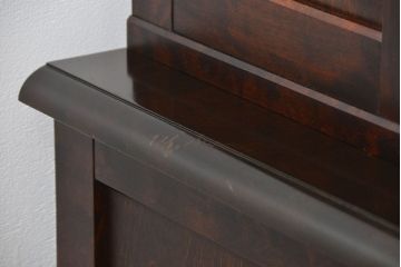 中古　北海道民芸家具　二段重ね食器棚(定価約35万円)(キッチンキャビネット、カップボード)