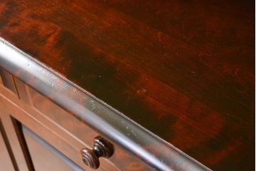 中古　北海道民芸家具　二段重ね食器棚(定価約35万円)(キッチンキャビネット、カップボード)