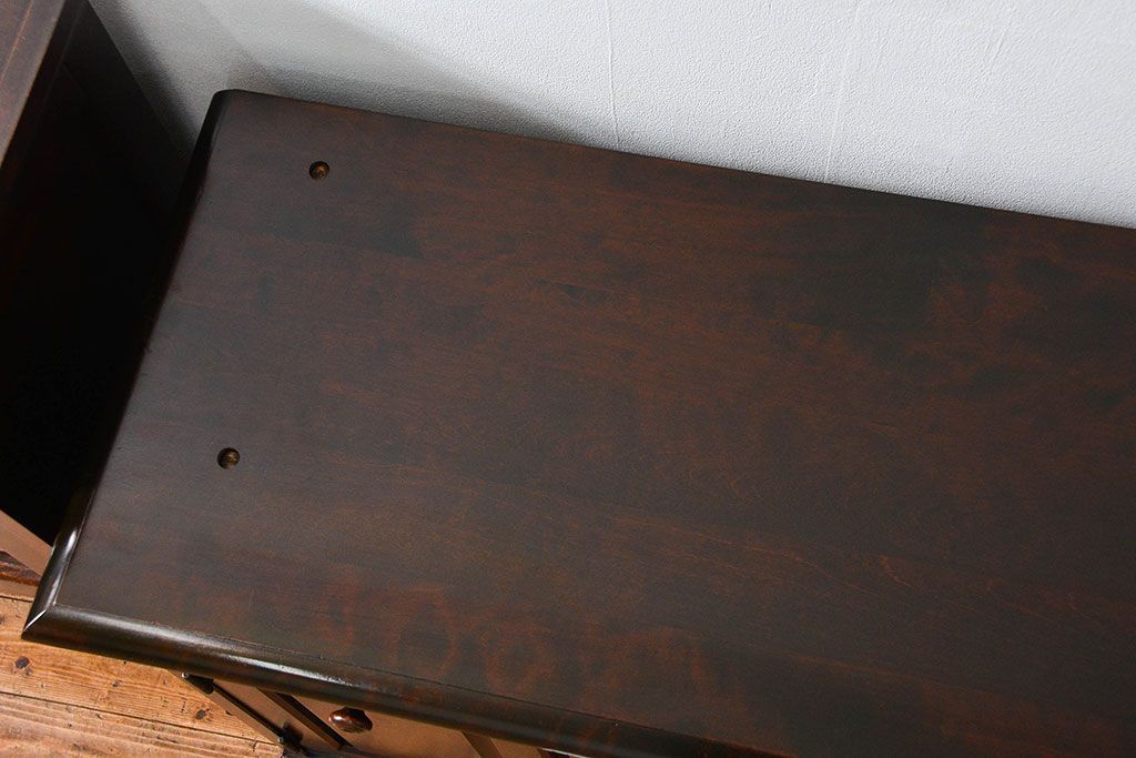 中古　北海道民芸家具　二段重ね食器棚(定価約35万円)(キッチンキャビネット、カップボード)