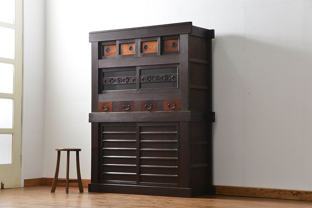 アンティーク家具　古民具・骨董 二段重ね四尺水屋箪笥(食器棚、収納棚)