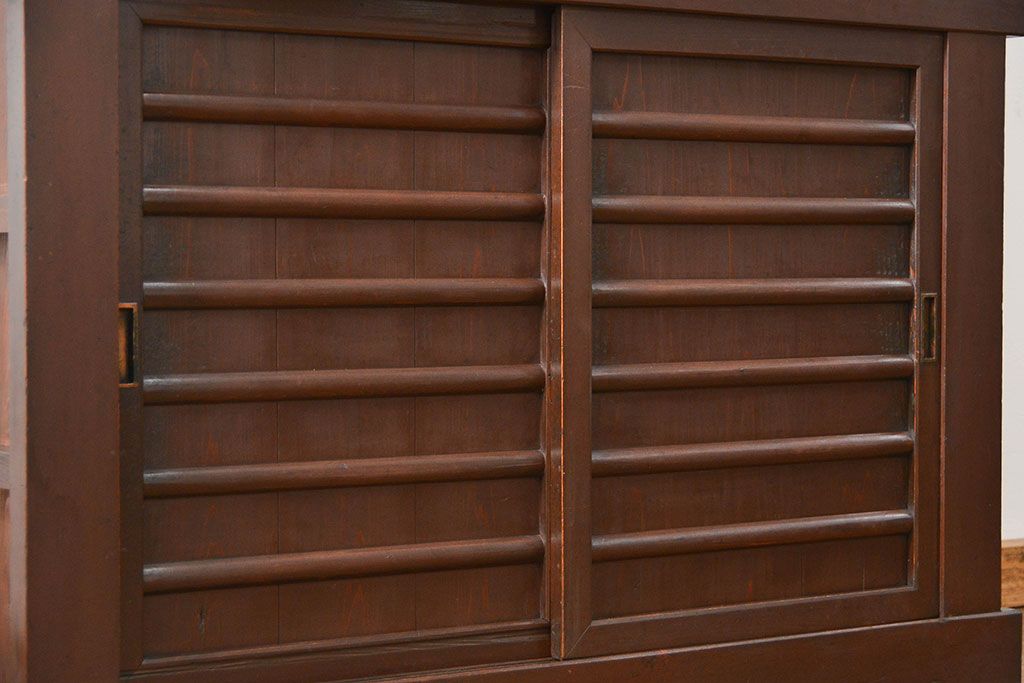 アンティーク家具　古民具・骨董 二段重ね四尺水屋箪笥(食器棚、収納棚)