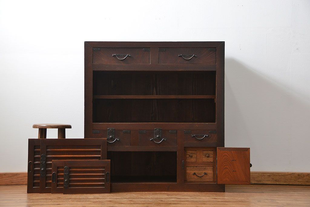 アンティーク家具　古民具・骨董 味わい深い関西帳場箪笥(時代箪笥)