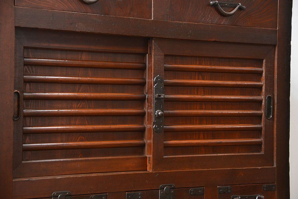 アンティーク家具　古民具・骨董 味わい深い関西帳場箪笥(時代箪笥)