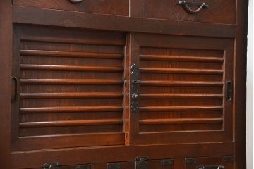 アンティーク家具　古民具・骨董 味わい深い関西帳場箪笥(時代箪笥)