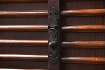 アンティーク家具　古民具・骨董 味わい深い関西帳場箪笥(時代箪笥)