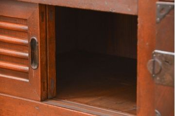 アンティーク家具　古民具・骨董 味わい深い関西帳場箪笥(時代箪笥)